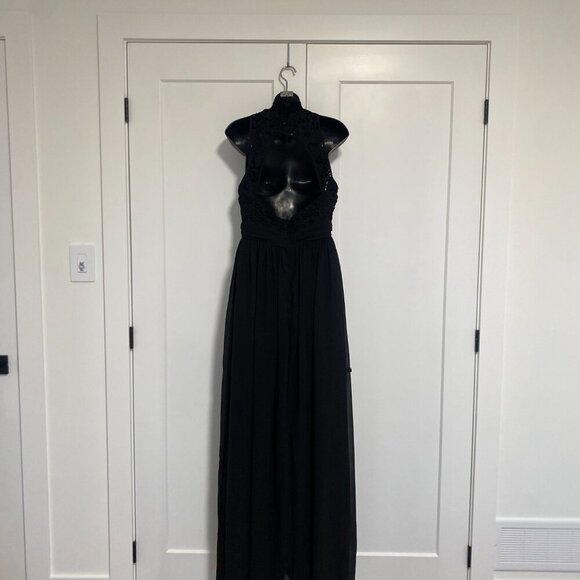 Elegant Black Lace Women's Dress - Picture 3 of 10